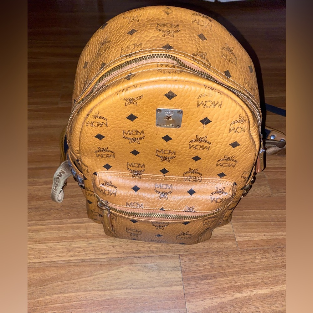 MCM Stark Side Studs Medium Backpack in Visetos
